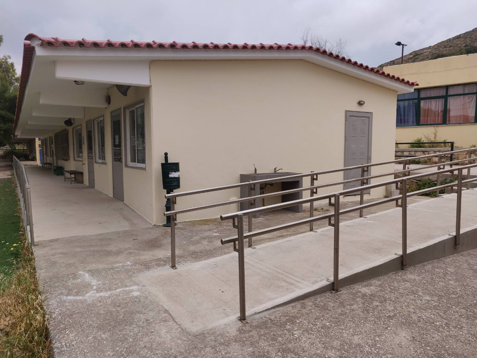 Επισκευή και Συντήρηση Σχολικών Κτιρίων Δήμου Σύρου – Ερμούπολης / Ειδικού Γυμνασίου – Λυκείου Ερμούπολης gallery